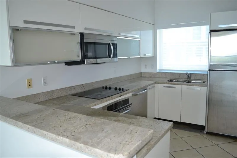 601 NE 36th Street #2806 Miami, FL 33137