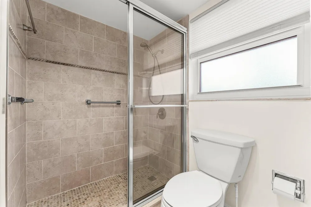 3100 NE 48th Court #415 Lighthouse Point, FL 33064