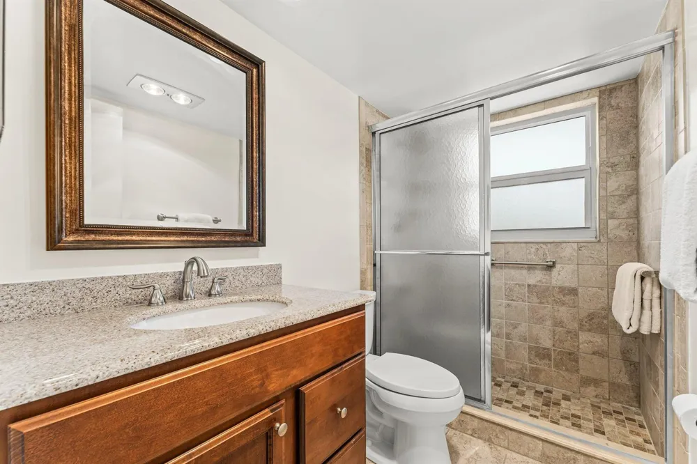 3100 NE 48th Court #415 Lighthouse Point, FL 33064