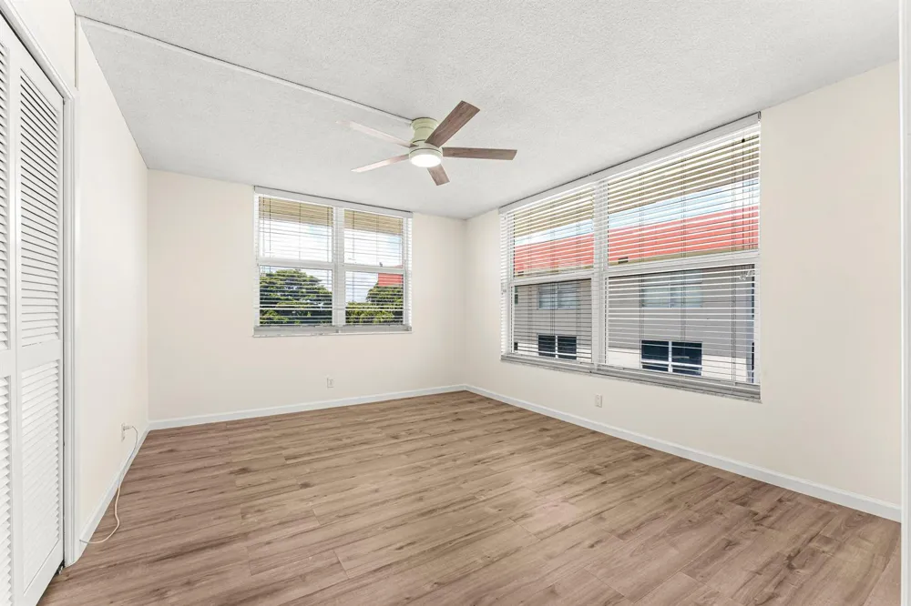 3100 NE 48th Court #415 Lighthouse Point, FL 33064