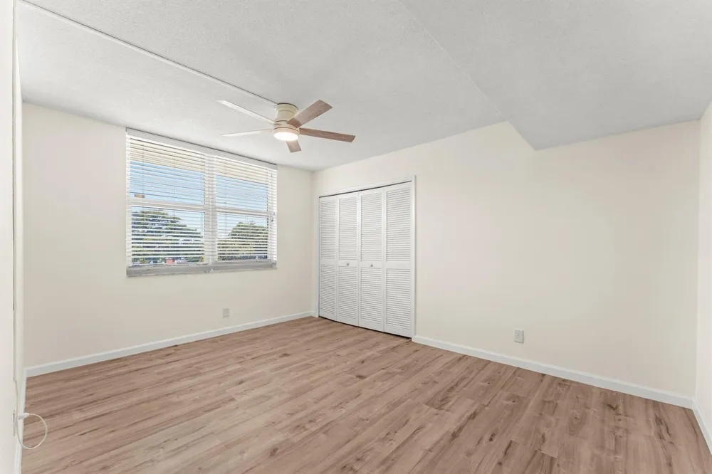 3100 NE 48th Court #415 Lighthouse Point, FL 33064