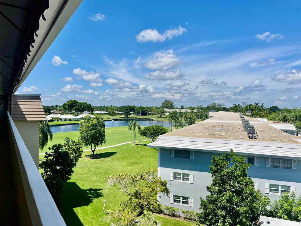 145 Atlantis Boulevard #Ph4 Atlantis, FL 33462
