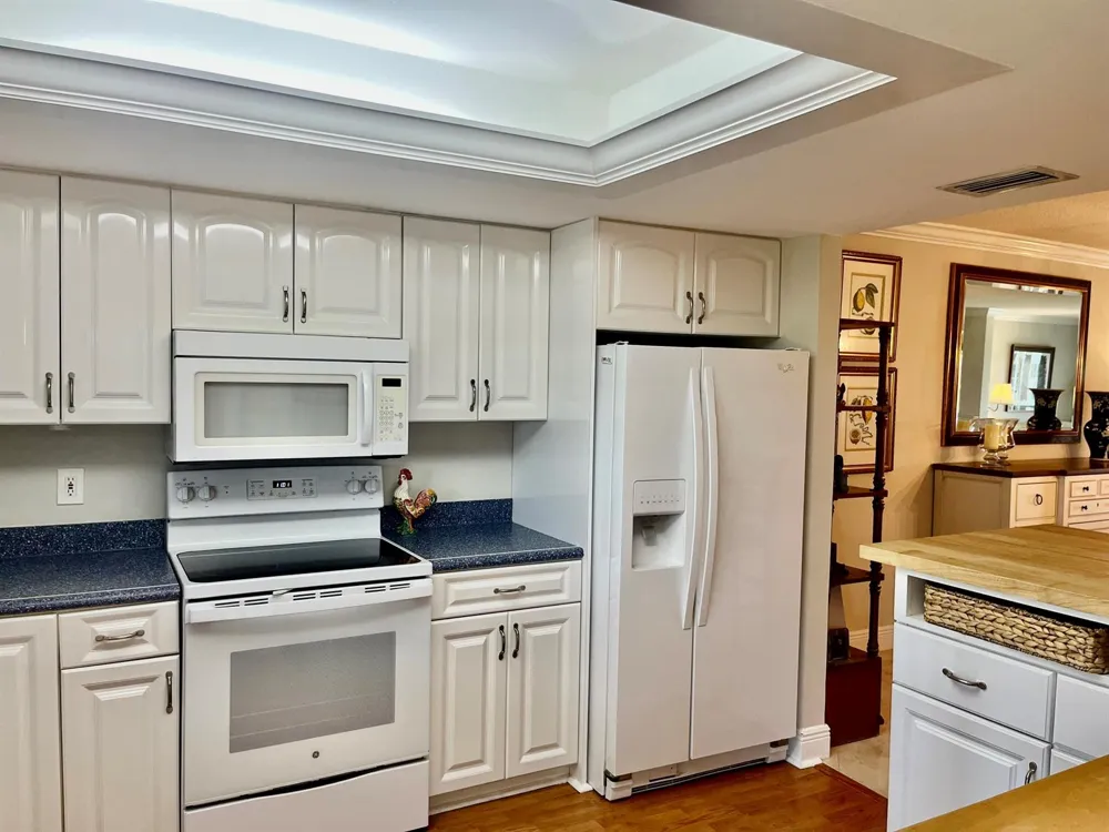 145 Atlantis Boulevard #Ph4 Atlantis, FL 33462
