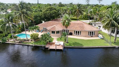 1925 Coral Gardens Drive