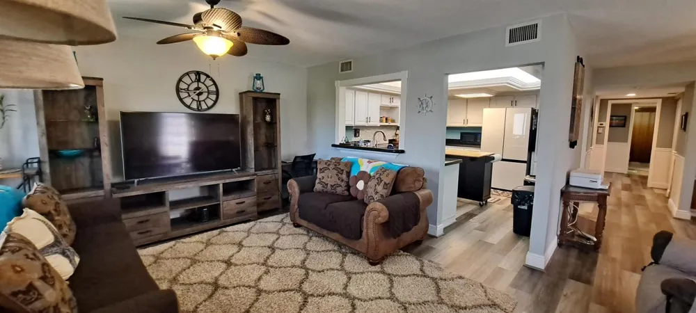 3500 Twin Lakes Terrace #206 Fort Pierce, FL 34951