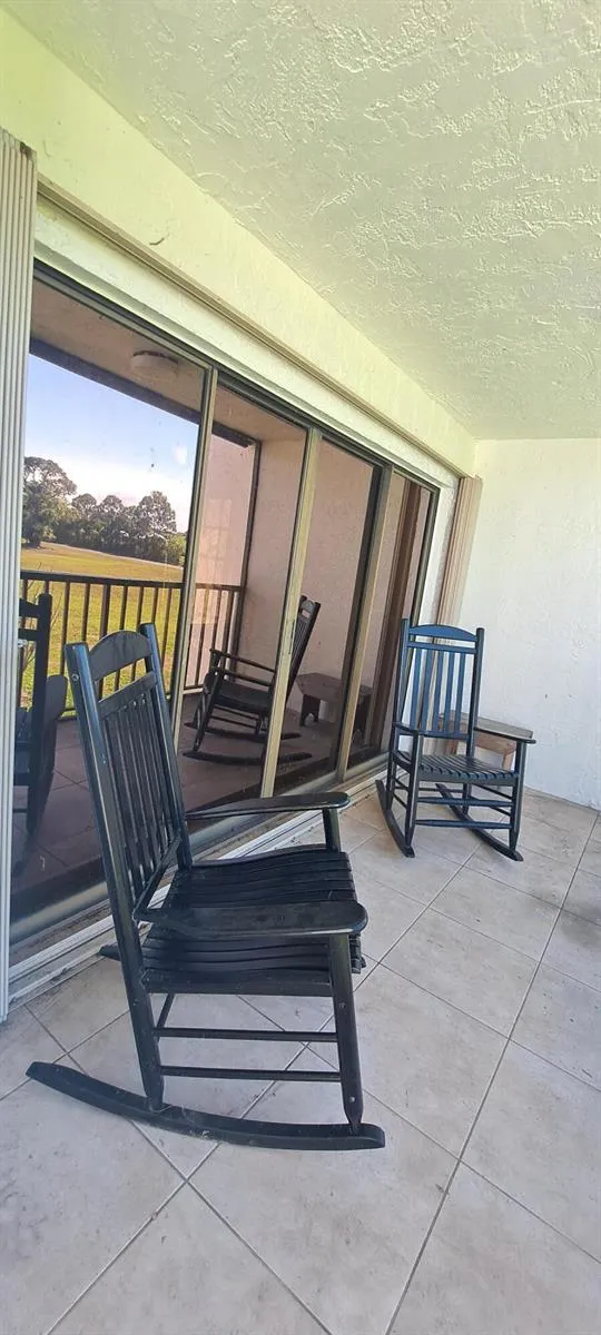 3500 Twin Lakes Terrace #206 Fort Pierce, FL 34951