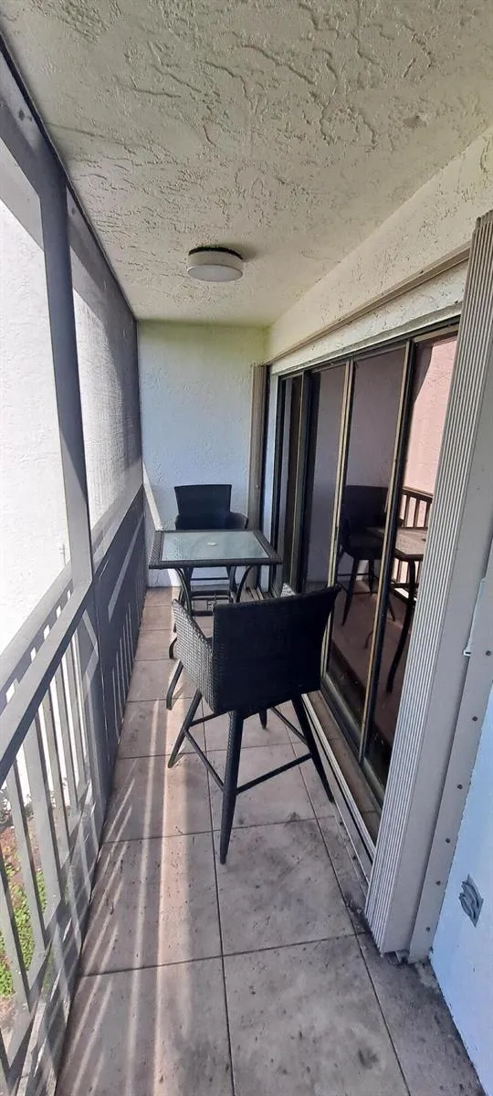 3500 Twin Lakes Terrace #206 Fort Pierce, FL 34951