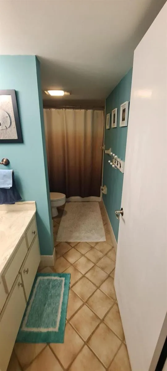 3500 Twin Lakes Terrace #206 Fort Pierce, FL 34951