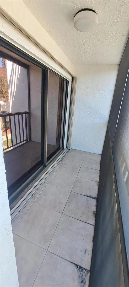 3500 Twin Lakes Terrace #206 Fort Pierce, FL 34951