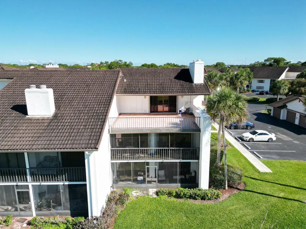 3500 Twin Lakes Terrace #206 Fort Pierce, FL 34951