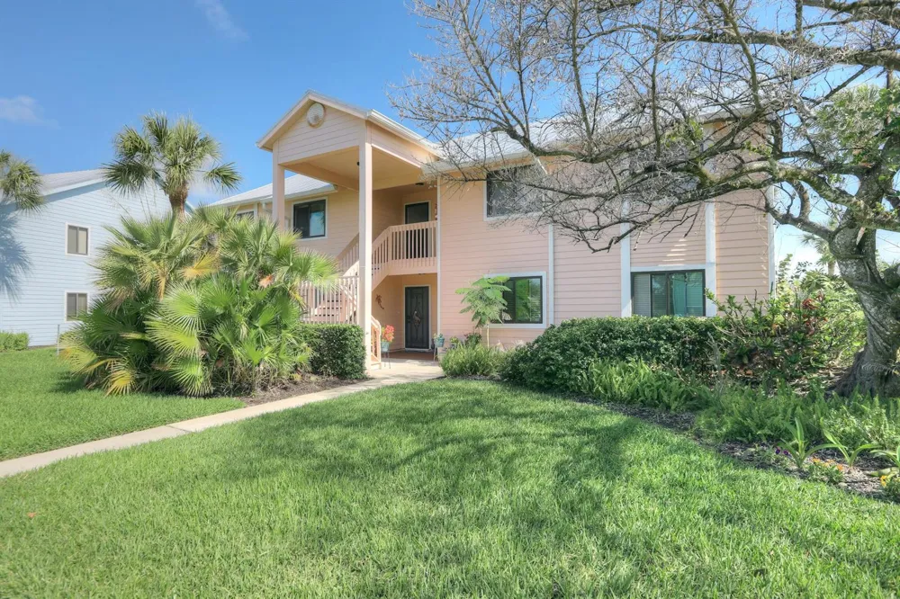 5720 Pelican Pointe Drive #3 Sebastian, FL 32958