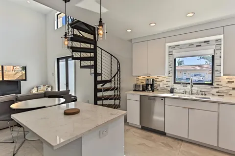 1955 NE 4th Street #Unit 1