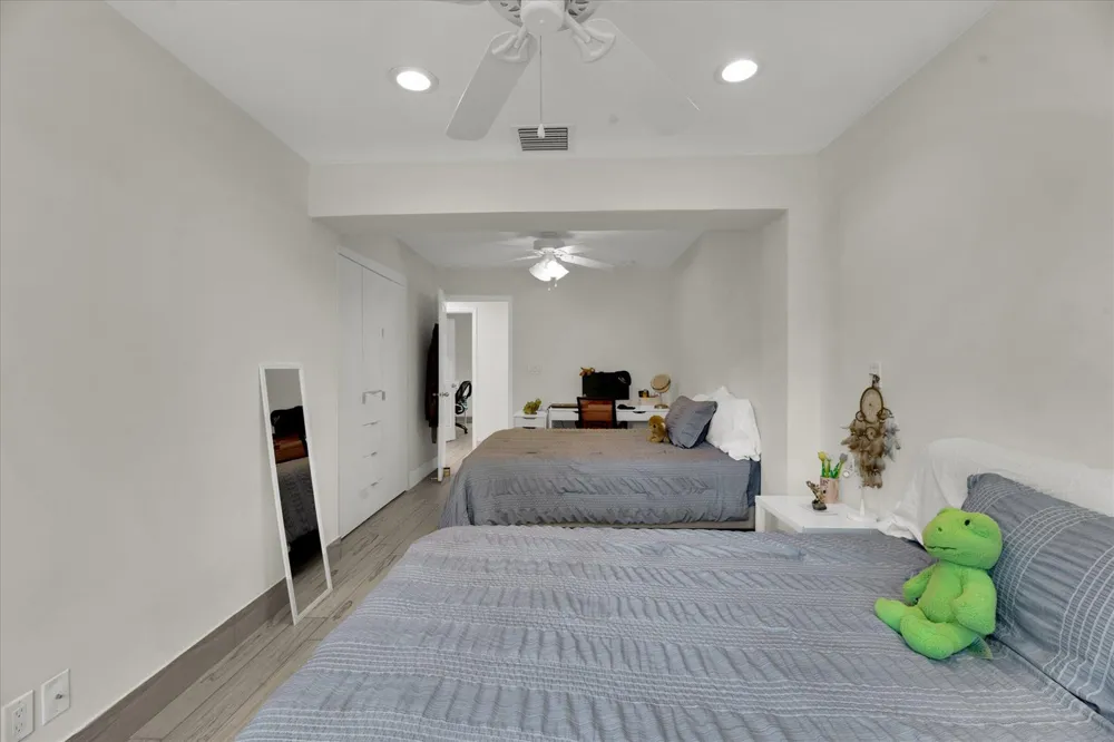 2633 NE 3rd Avenue Wilton Manors, FL 33334