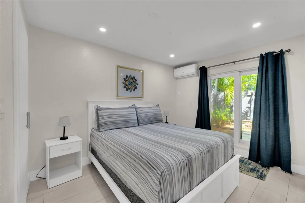 2633 NE 3rd Avenue Wilton Manors, FL 33334