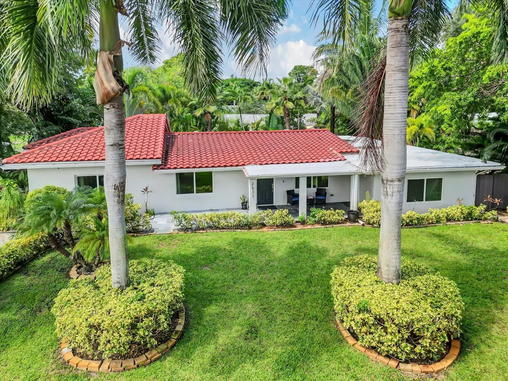 2633 NE 3rd Avenue Wilton Manors, FL 33334