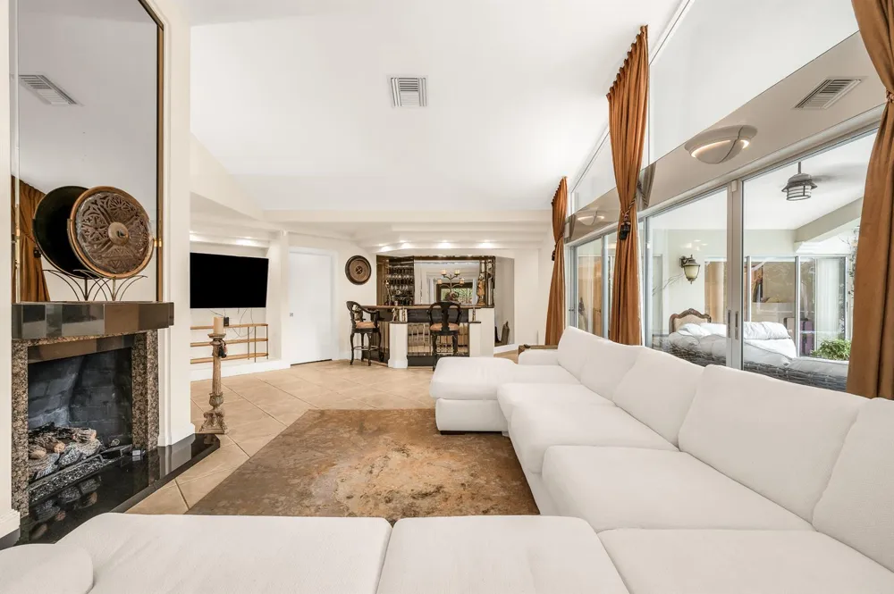280 Tradewind Drive Palm Beach, FL 33480