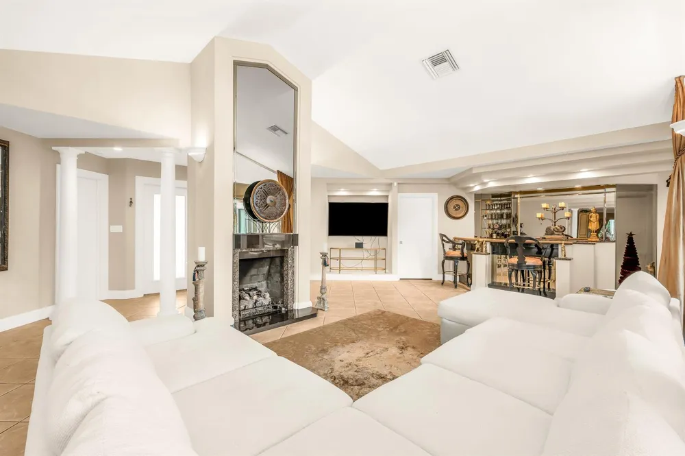 280 Tradewind Drive Palm Beach, FL 33480