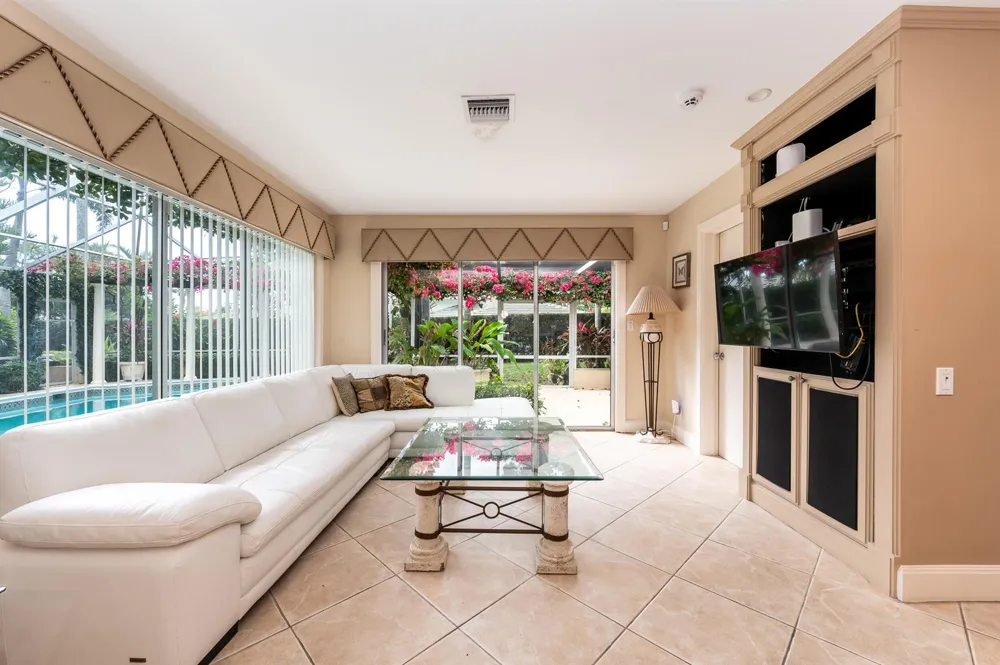 280 Tradewind Drive Palm Beach, FL 33480