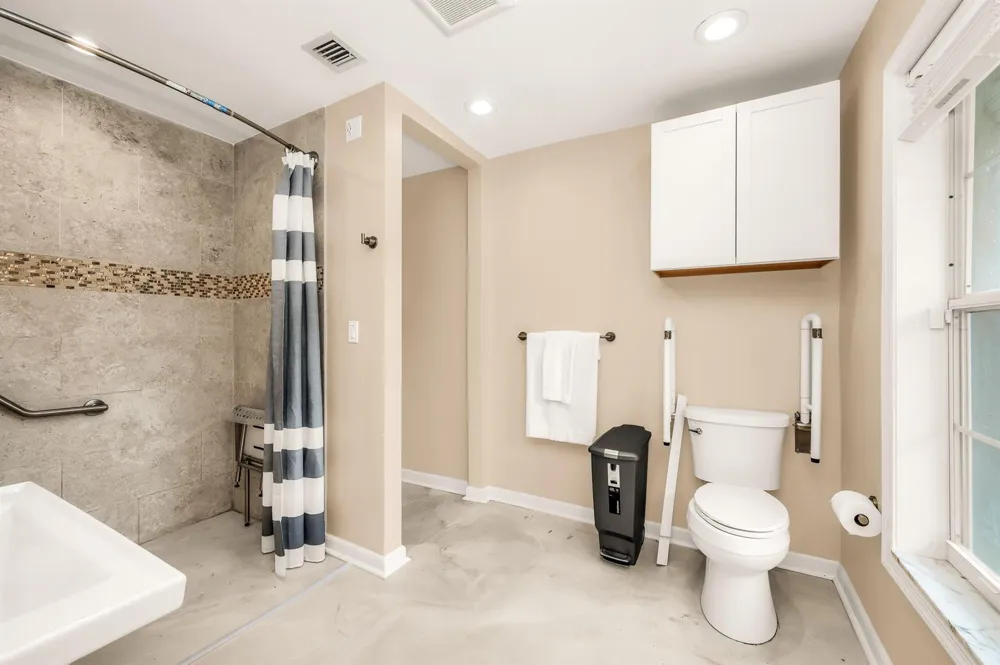 280 Tradewind Drive Palm Beach, FL 33480