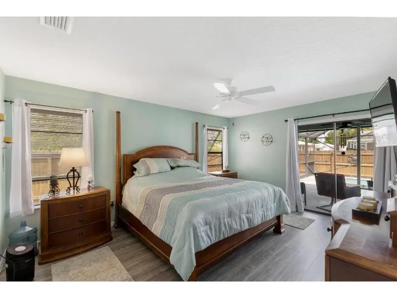 814 Floraland Avenue Sebastian, FL 32958