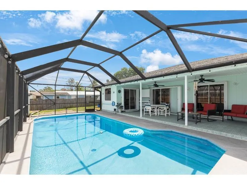 814 Floraland Avenue Sebastian, FL 32958