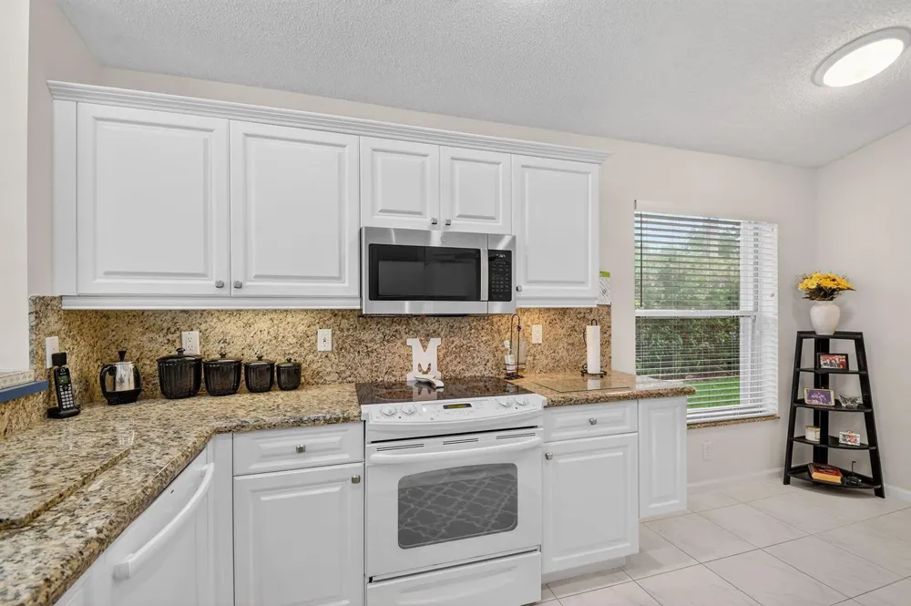 9718 Harbour Lake Circle Boynton Beach, FL 33437