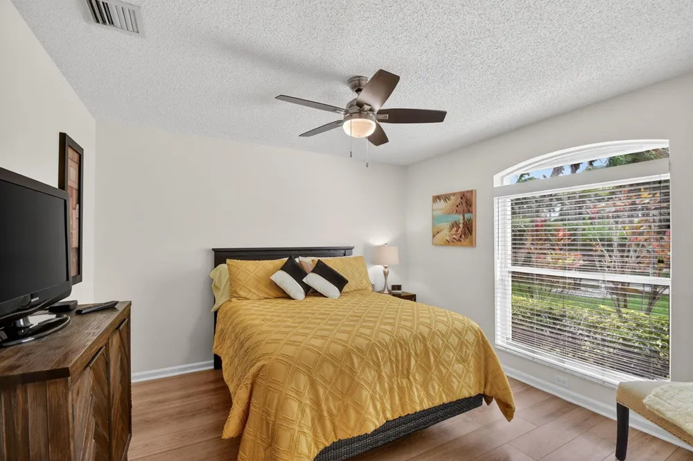 9718 Harbour Lake Circle Boynton Beach, FL 33437