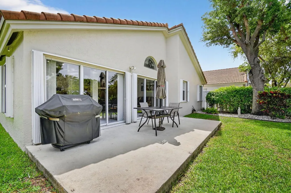 9718 Harbour Lake Circle Boynton Beach, FL 33437