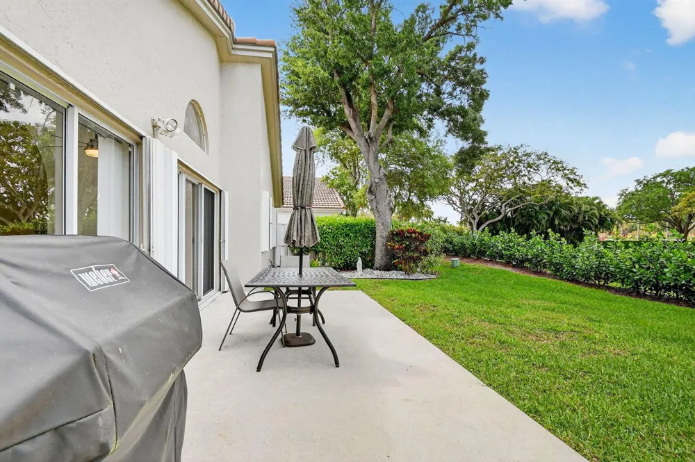 9718 Harbour Lake Circle Boynton Beach, FL 33437