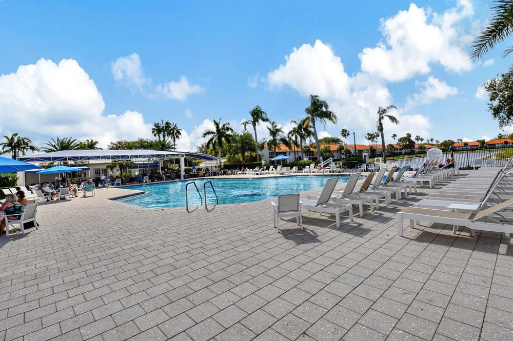 9718 Harbour Lake Circle Boynton Beach, FL 33437