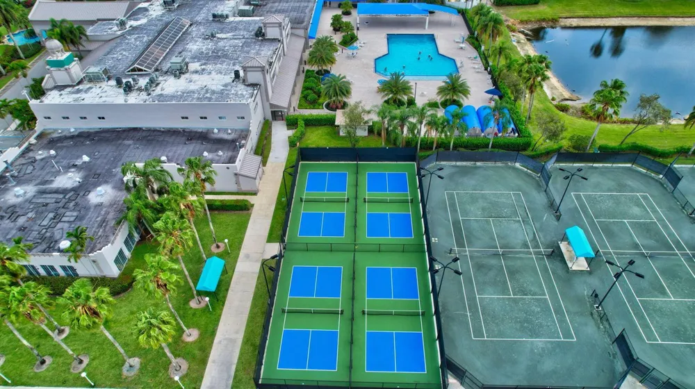 9718 Harbour Lake Circle Boynton Beach, FL 33437