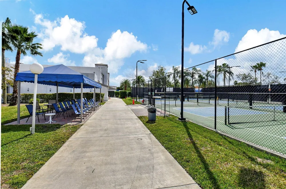 9718 Harbour Lake Circle Boynton Beach, FL 33437
