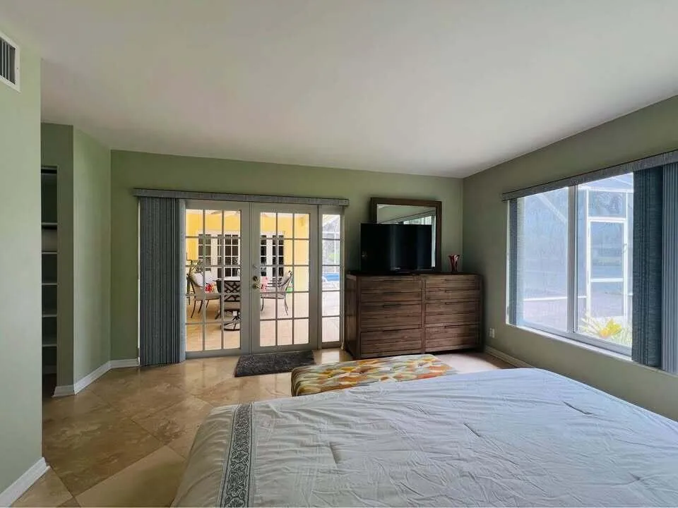 7834 Edgewater Drive Lake Clarke Shores, FL 33406