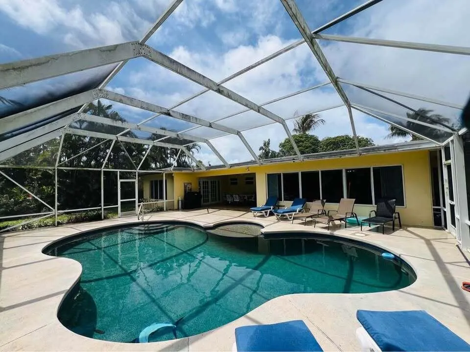 7834 Edgewater Drive Lake Clarke Shores, FL 33406