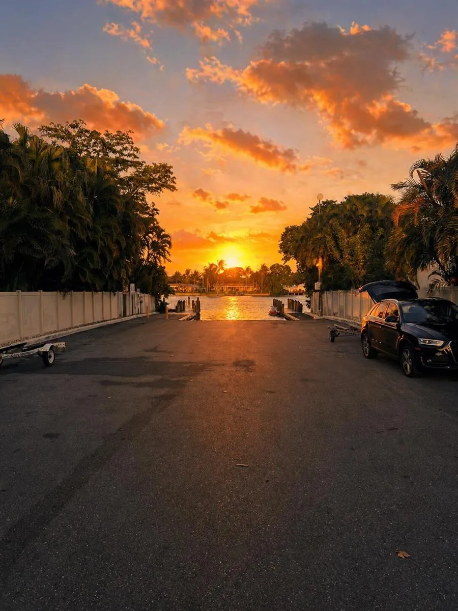 7834 Edgewater Drive Lake Clarke Shores, FL 33406