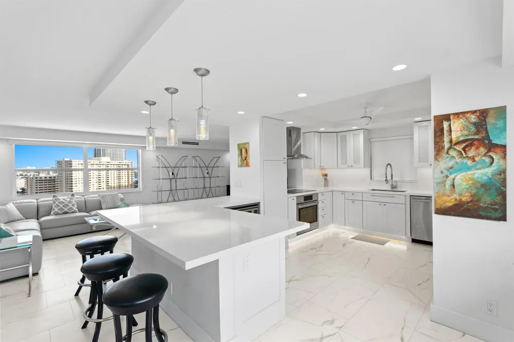 121 Golden Isles Drive #Ph1 Hallandale Beach, FL 33009