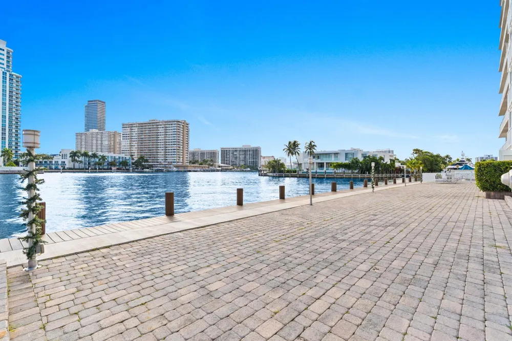 121 Golden Isles Drive #Ph1 Hallandale Beach, FL 33009