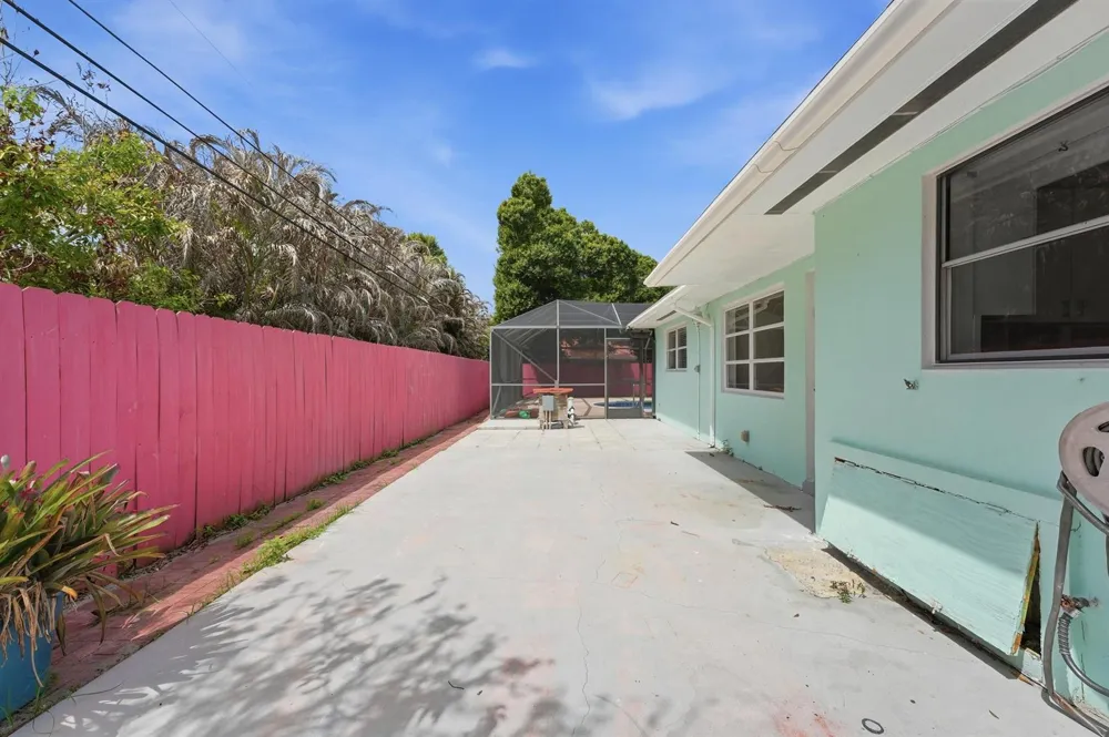 2115 15th Place Vero Beach, FL 32960