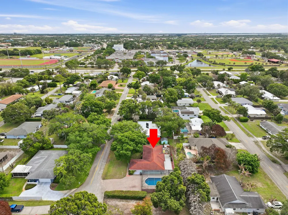 2115 15th Place Vero Beach, FL 32960