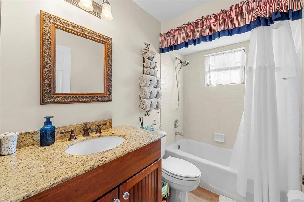 6809 SE Yorktown Drive Hobe Sound, FL 33455