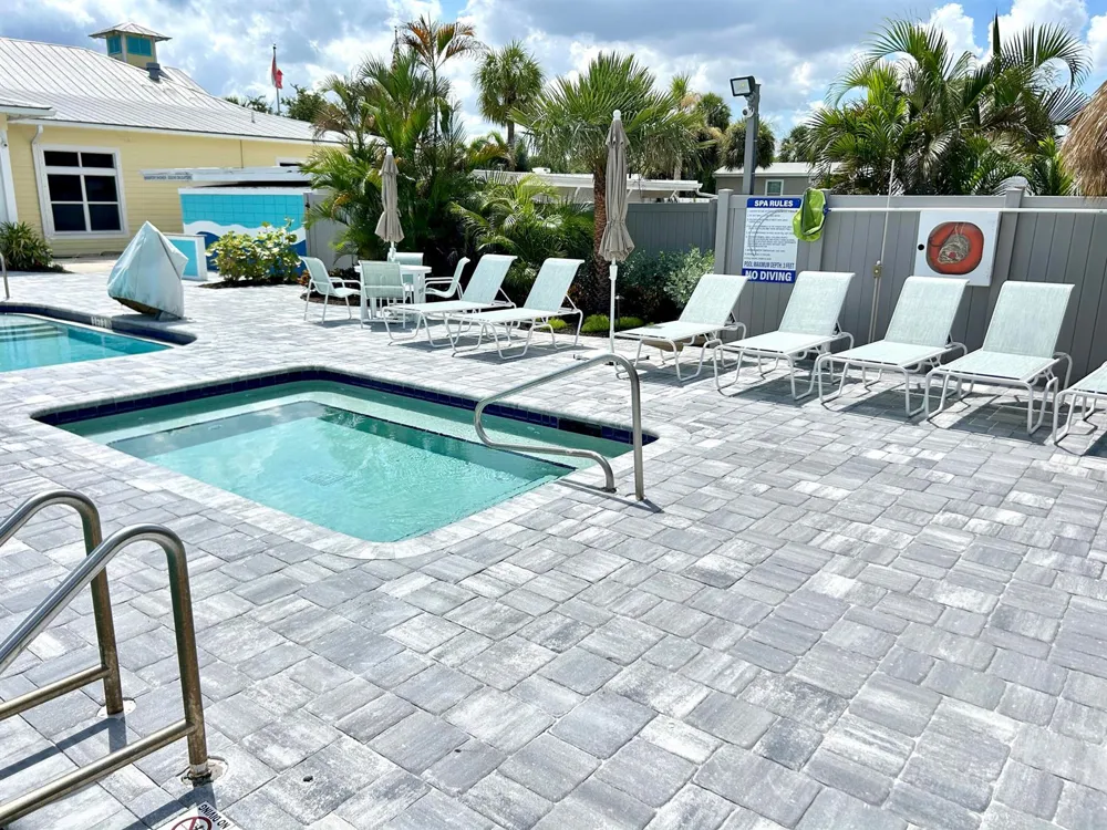 312 Hibiscus Drive Deerfield Beach, FL 33442