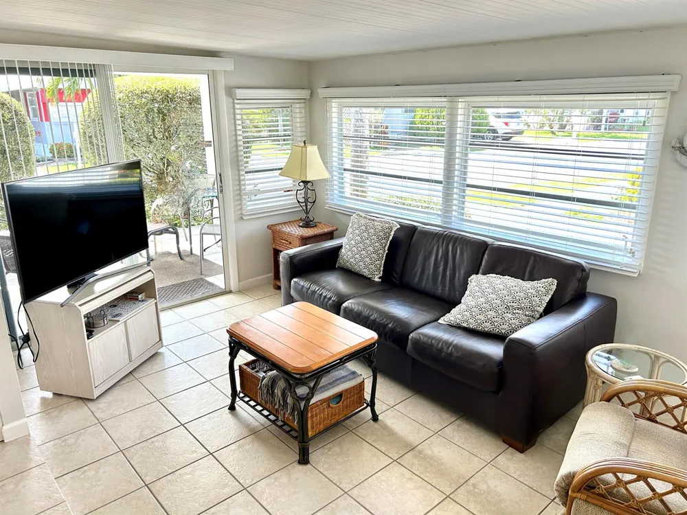 312 Hibiscus Drive Deerfield Beach, FL 33442