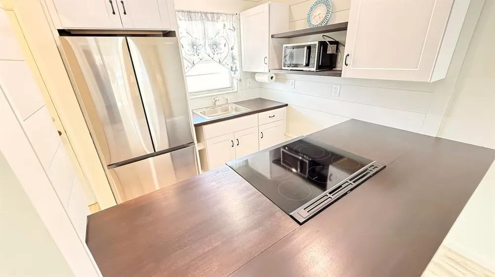 1114 Lake Terrace #205 Boynton Beach, FL 33426