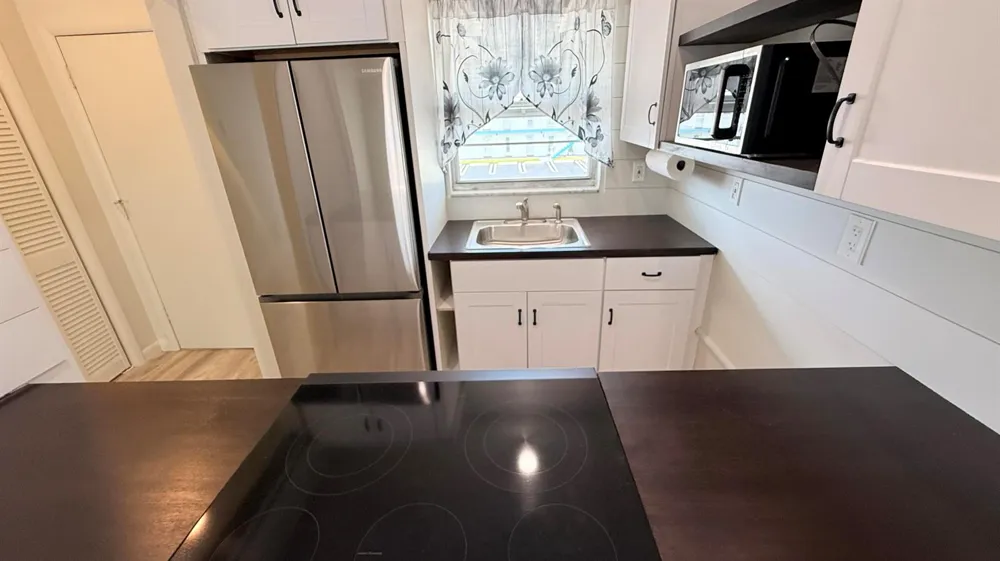 1114 Lake Terrace #205 Boynton Beach, FL 33426