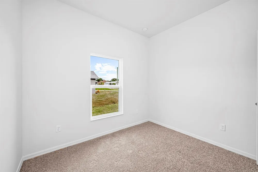 8585 101st Avenue Vero Beach, FL 32967
