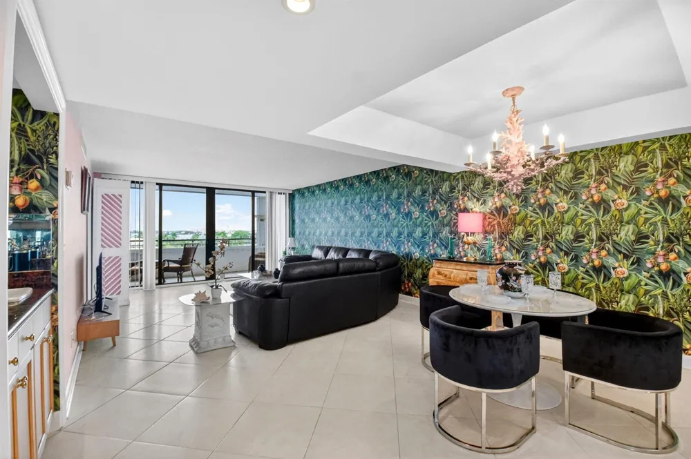 3589 S Ocean Boulevard #609 South Palm Beach, FL 33480