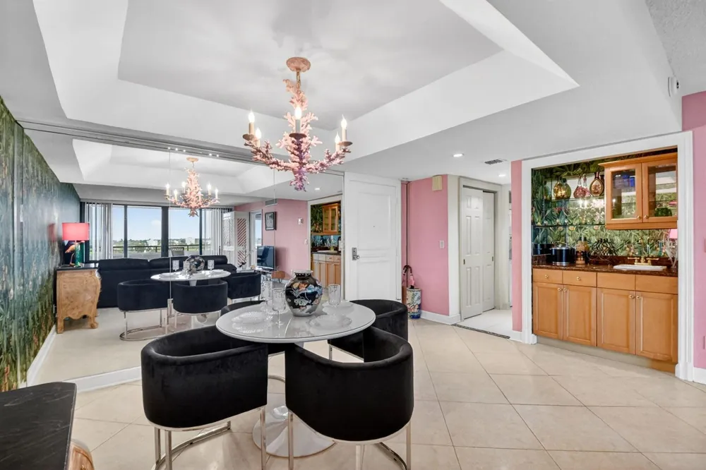 3589 S Ocean Boulevard #609 South Palm Beach, FL 33480