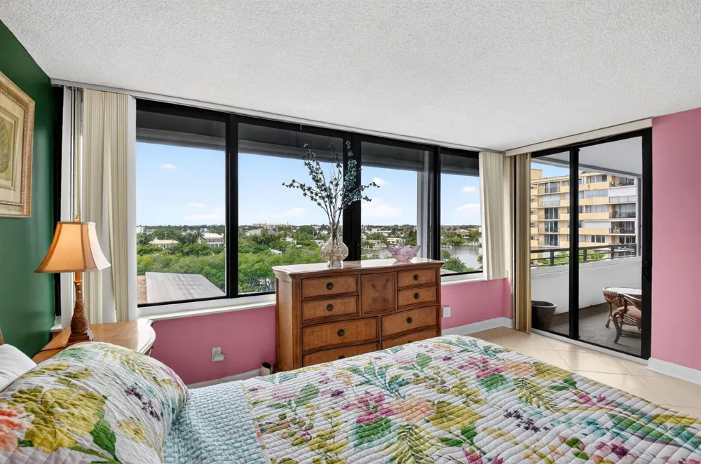 3589 S Ocean Boulevard #609 South Palm Beach, FL 33480