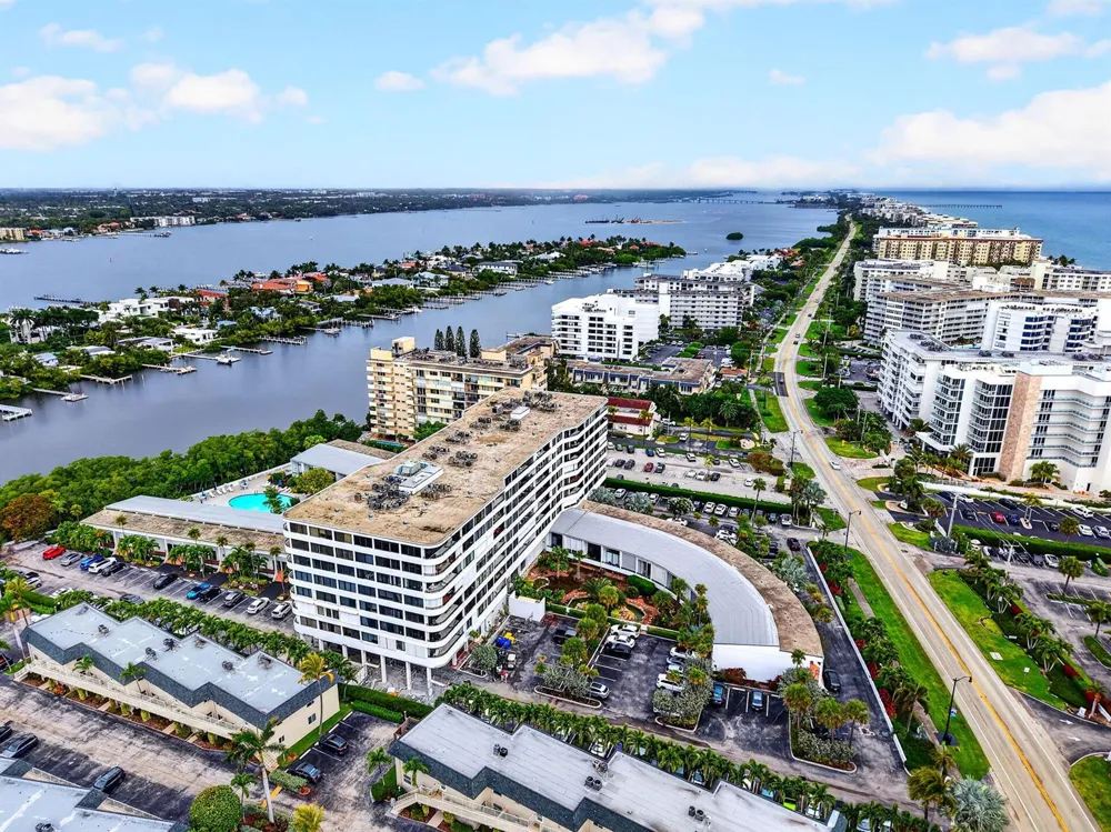 3589 S Ocean Boulevard #609 South Palm Beach, FL 33480