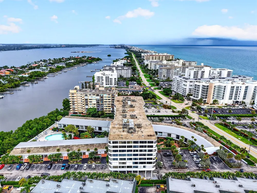 3589 S Ocean Boulevard #609 South Palm Beach, FL 33480